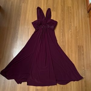 Misses Size 6 Burgundy Dress